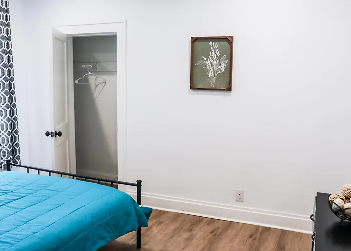 Apartamento Downtown Retreat - 2br Oasis